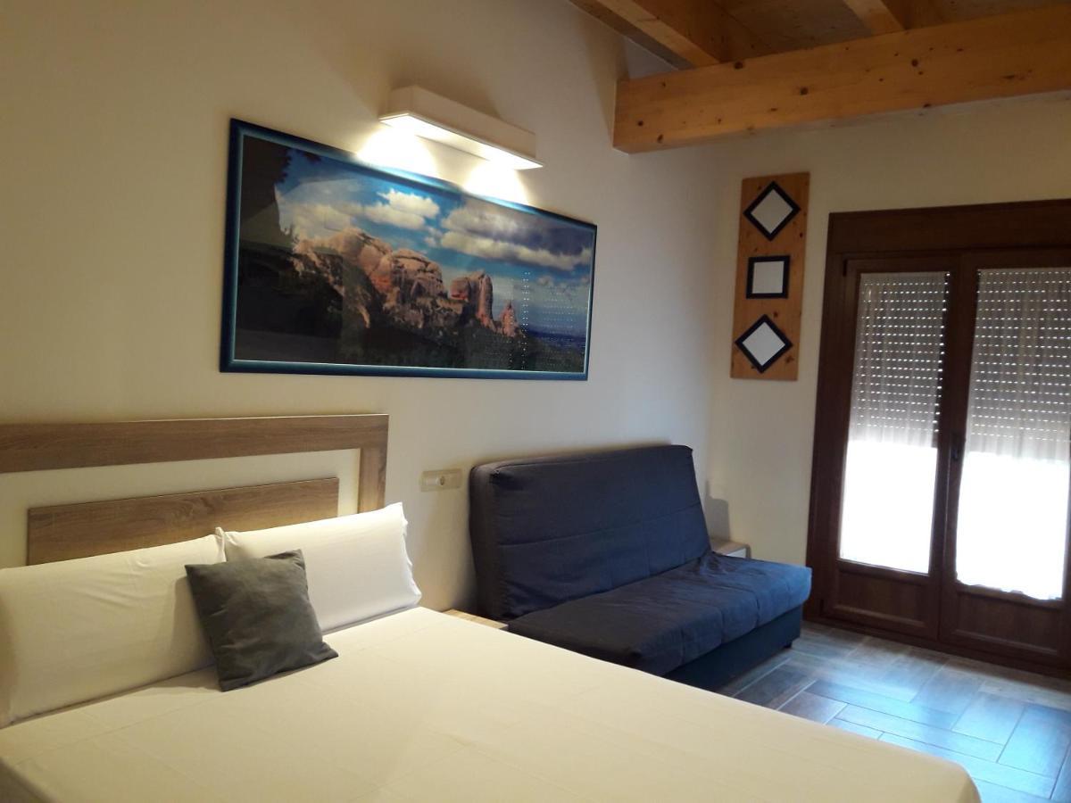 Hostal Casa Barcelo Horta de Sant Joan Luaran gambar